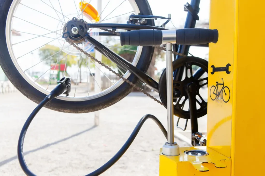 自転車空気入れマシン