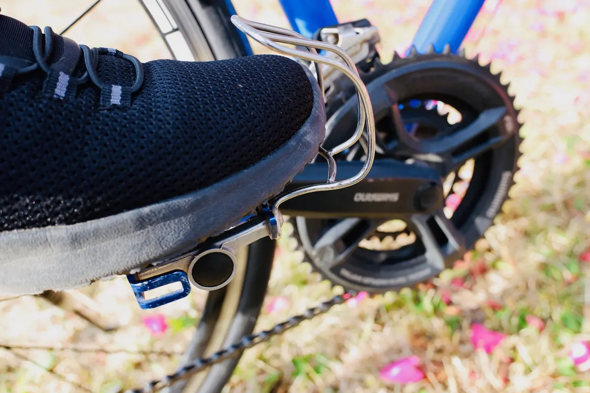 自転車　足元